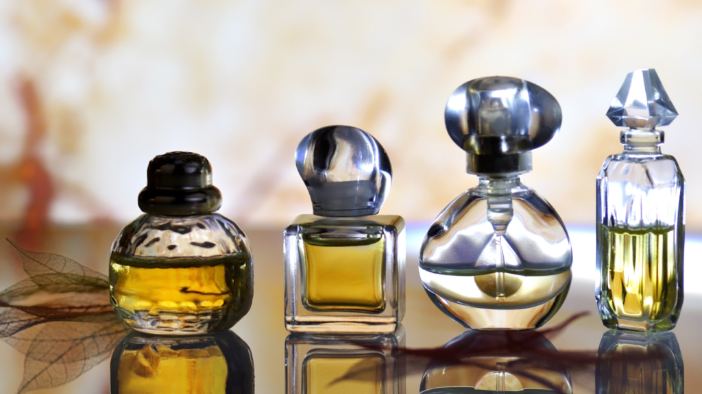 Scent Layering: Kombinasi Parfum untuk Signature Aroma